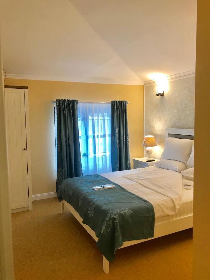 בוקרשט Vila 18 Hotel Boutique מראה חיצוני תמונה