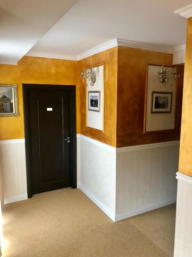 בוקרשט Vila 18 Hotel Boutique מראה חיצוני תמונה