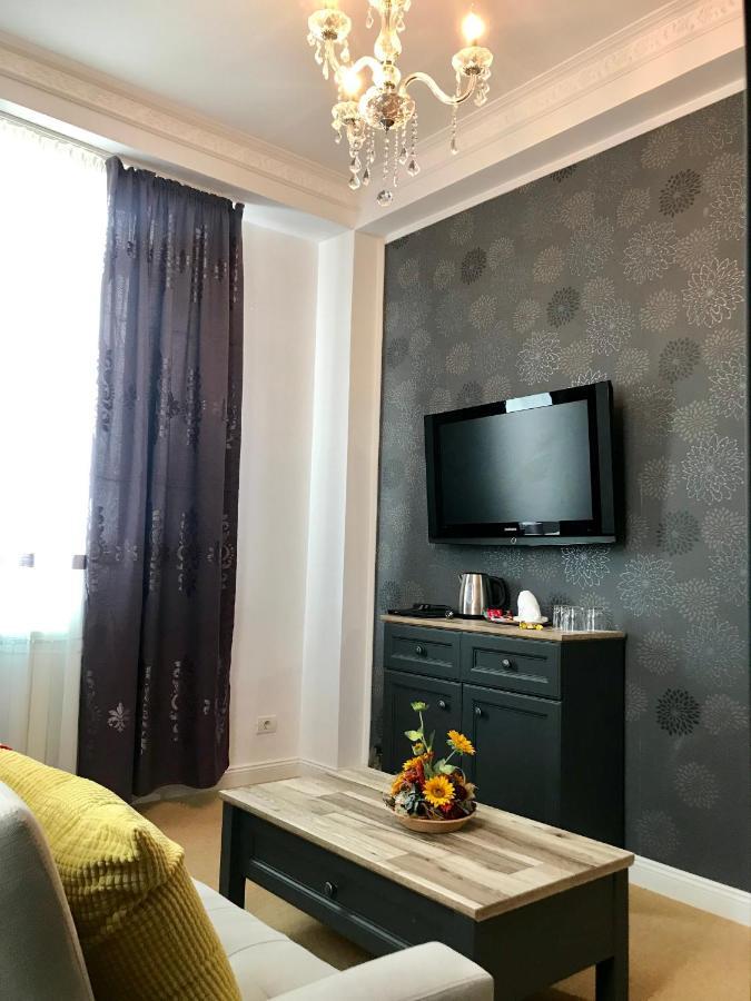 בוקרשט Vila 18 Hotel Boutique מראה חיצוני תמונה