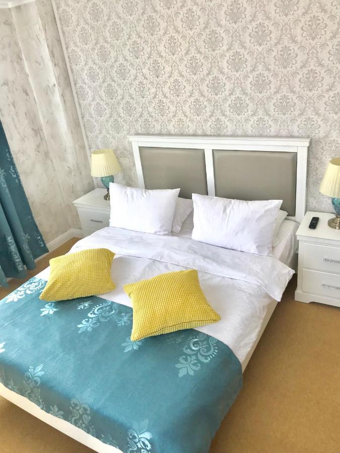 בוקרשט Vila 18 Hotel Boutique מראה חיצוני תמונה