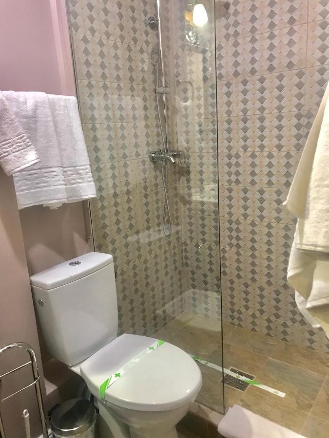 בוקרשט Vila 18 Hotel Boutique מראה חיצוני תמונה
